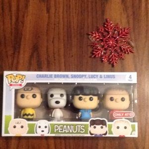 NWT Funko Peanuts Vinyl Pop Minis Set 🎁